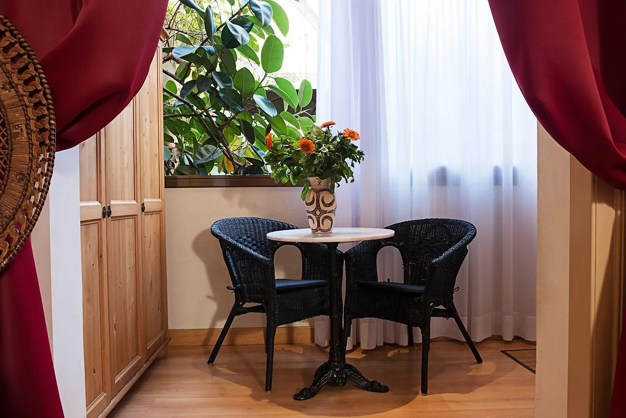 Fashion House Hotel Barcelona 2*,  Spain