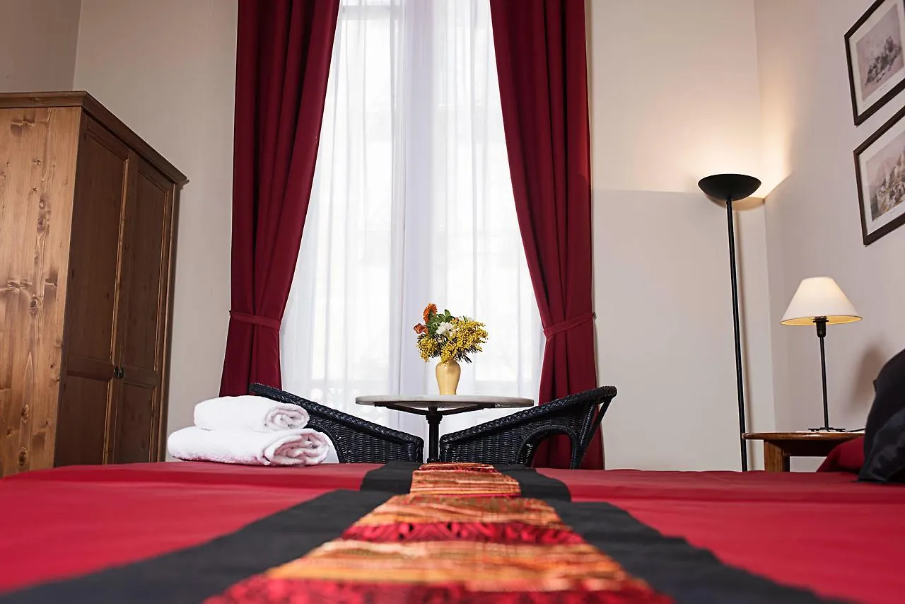 Fashion House Hotel Barcelona 2*,